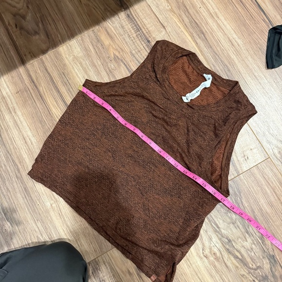 Lululemon Train to Be Tank *Camo
Dot Camo Dark Terracotta / Black - Picture 9 of 10